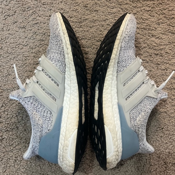 adidas ultra boost - Picture 3 of 6